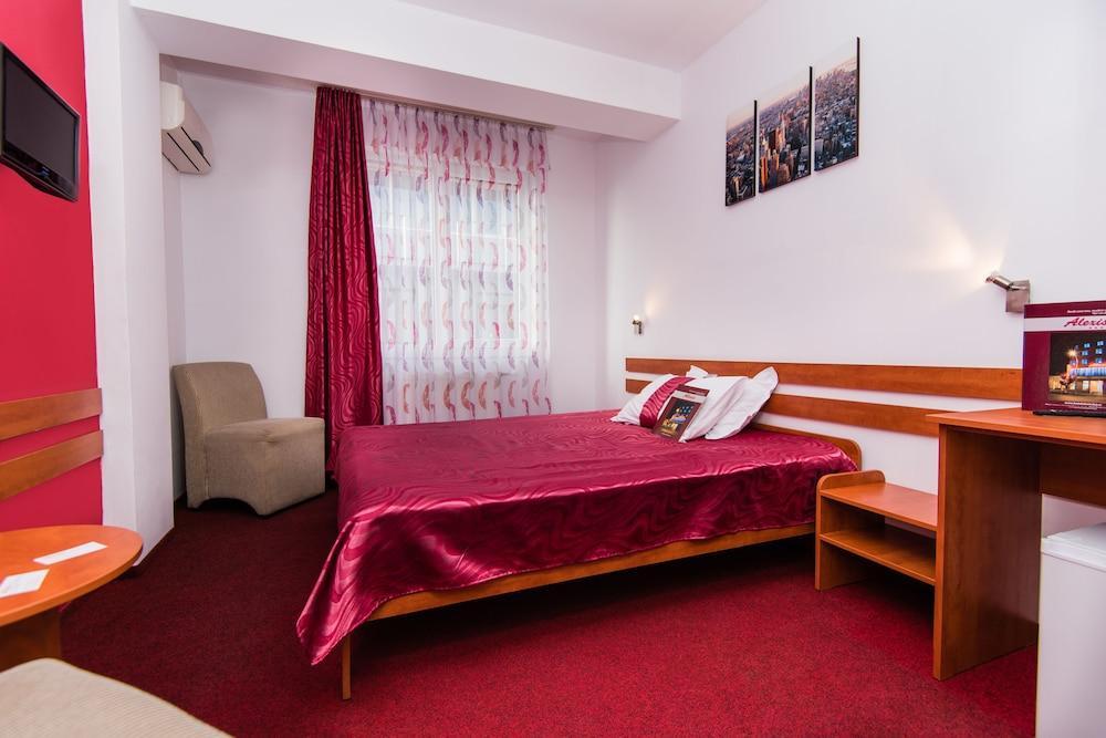 Hotel Alexis Cluj-Napoca Exterior foto
