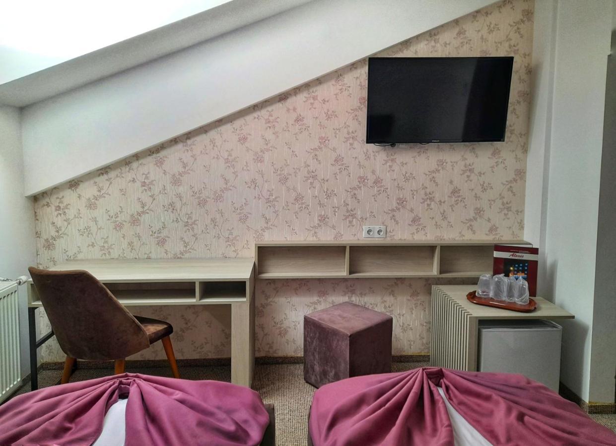 Hotel Alexis Cluj-Napoca Exterior foto