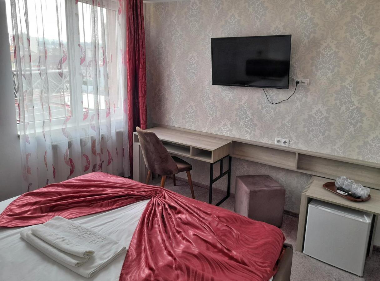 Hotel Alexis Cluj-Napoca Exterior foto